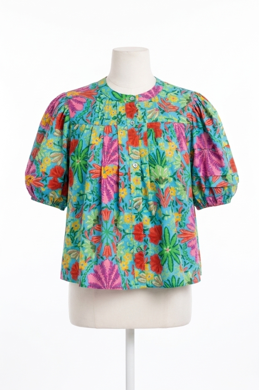 NEW KARLIE tropical pleated sleeve top in blue floral